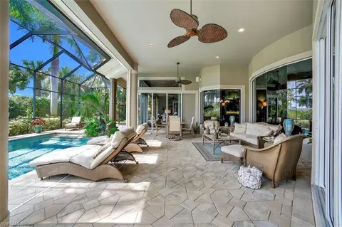 2725 Crayton Rd, Naples, FL 34103 photo 4