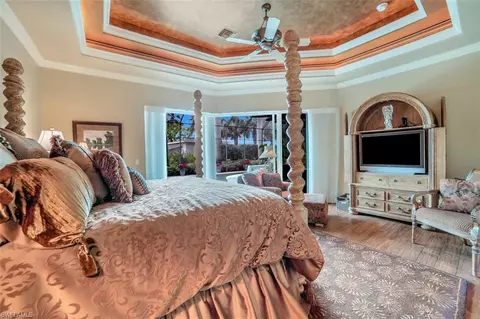 2725 Crayton Rd, Naples, FL 34103 photo 20