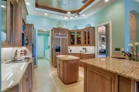 2725 Crayton Rd, Naples, FL 34103 photo 13