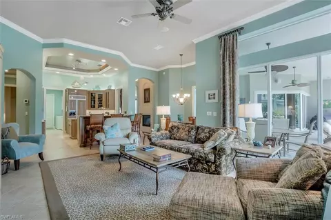 2725 Crayton Rd, Naples, FL 34103 photo 18