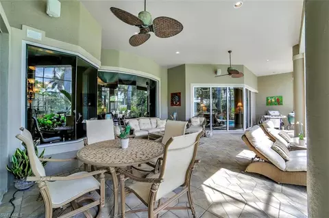 2725 Crayton Rd, Naples, FL 34103 photo 5