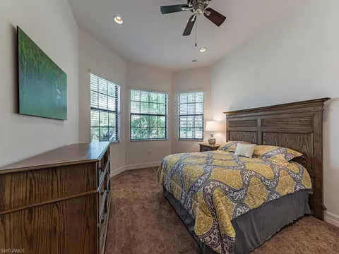 3187 Pacific Dr, Naples, FL 34119 photo 9