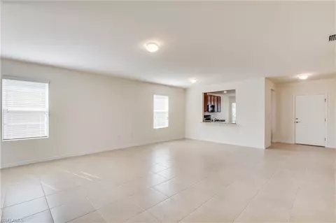 646 Wickham St, Naples, FL 34104 photo 17