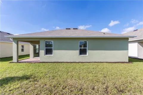 646 Wickham St, Naples, FL 34104 photo 5