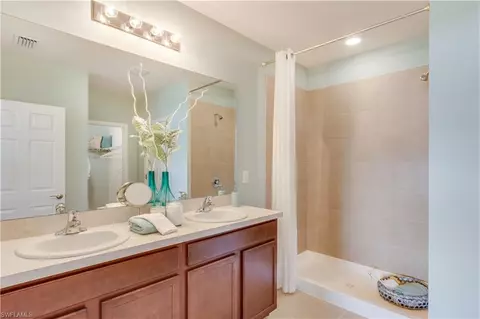 682 Hadley Pl E, Naples, FL 34104 photo 12