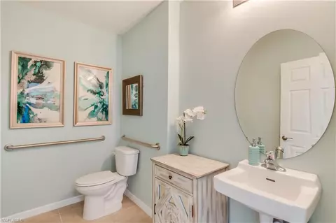 682 Hadley Pl E, Naples, FL 34104 photo 7