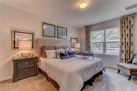 638 Wickham St, Naples, FL 34104 photo 8