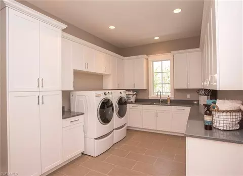 577 Starboard Dr, Naples, FL 34103 photo 22