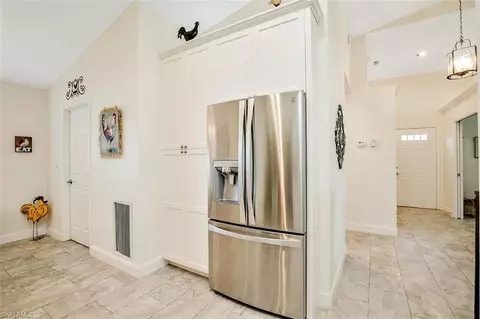 2000 Crown Pointe Blvd, Naples, FL 34112 photo 9