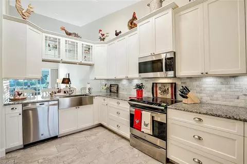 2000 Crown Pointe Blvd, Naples, FL 34112 photo 7