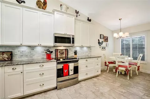 2000 Crown Pointe Blvd, Naples, FL 34112 photo 8