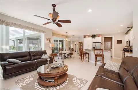 263 Willoughby Ext Dr, Naples, FL 34110 photo 9