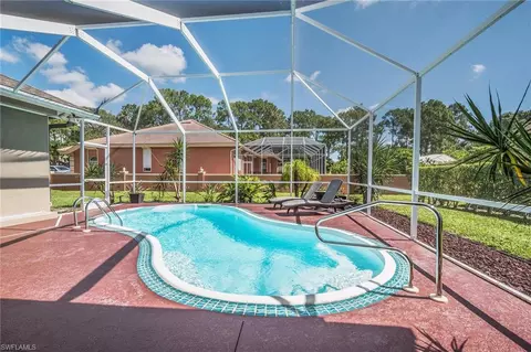 263 Willoughby Ext Dr, Naples, FL 34110 photo 21