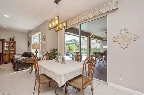 263 Willoughby Ext Dr, Naples, FL 34110 photo 8