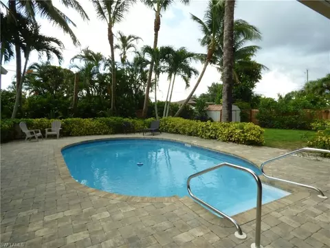 73 Wickliffe Dr, Naples, FL 34110 photo 22