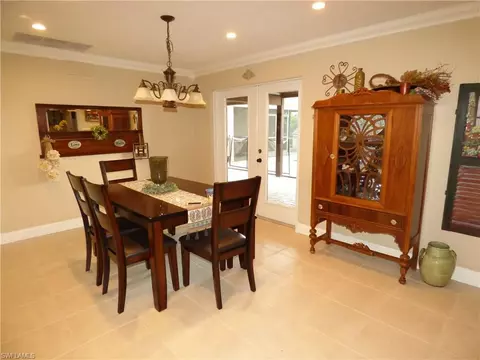 73 Wickliffe Dr, Naples, FL 34110 photo 13