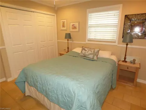 73 Wickliffe Dr, Naples, FL 34110 photo 16