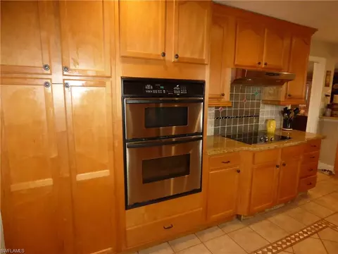 73 Wickliffe Dr, Naples, FL 34110 photo 12