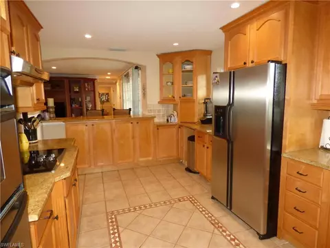 73 Wickliffe Dr, Naples, FL 34110 photo 11