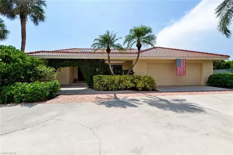 4611 Crayton Rd, Naples, FL 34103 photo 1