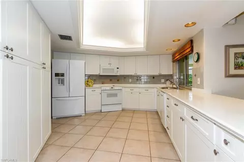4611 Crayton Rd, Naples, FL 34103 photo 5