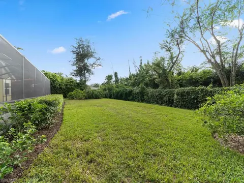 2003 Deerfield Cir, Naples, FL 34109 photo 18