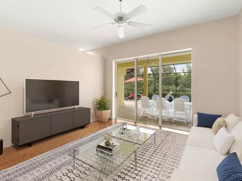 2003 Deerfield Cir, Naples, FL 34109 photo 4