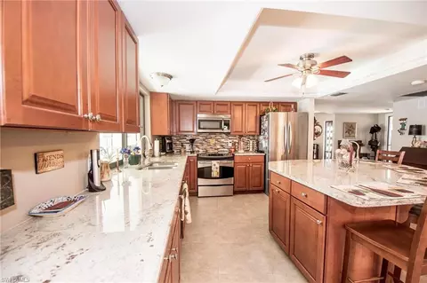 111 Capri Blvd, Naples, FL 34113 photo 8