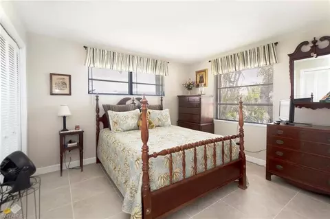 111 Capri Blvd, Naples, FL 34113 photo 10
