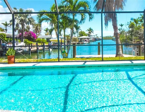 111 Capri Blvd, Naples, FL 34113 photo 1
