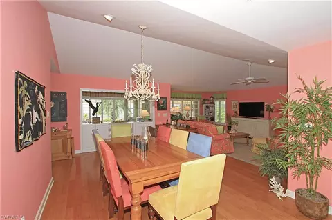 807 Rue Deville, Naples, FL 34108 photo 6