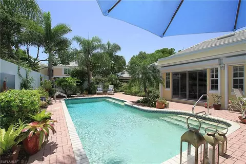 807 Rue Deville, Naples, FL 34108 photo 25