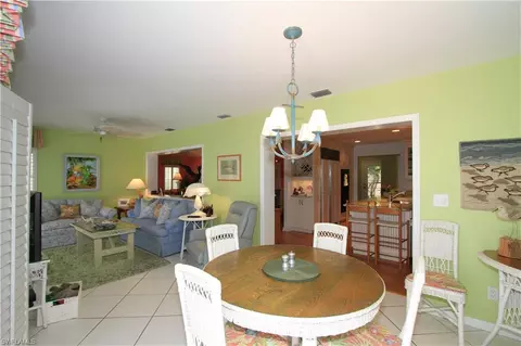 807 Rue Deville, Naples, FL 34108 photo 11