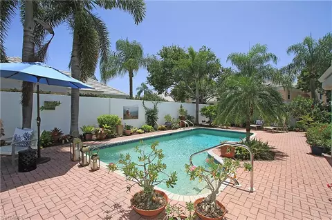807 Rue Deville, Naples, FL 34108 photo 22
