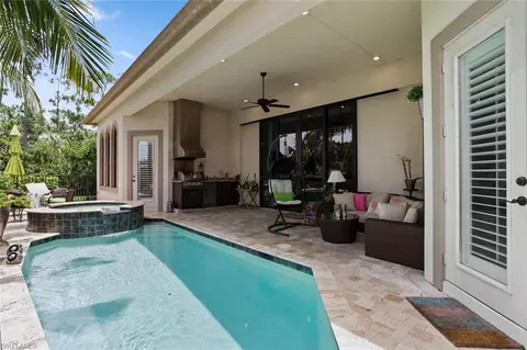 2836 Coco Lakes Dr, Naples, FL 34105 photo 1