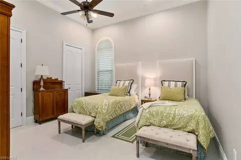 2836 Coco Lakes Dr, Naples, FL 34105 photo 23