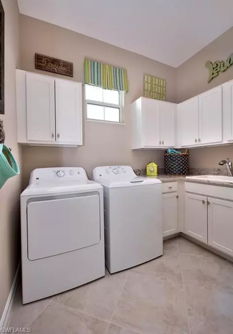 14807 Dockside Ln, Naples, FL 34114 photo 4