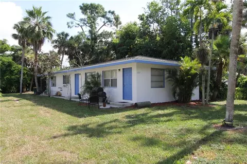 3097 Coco Ave, Naples, FL 34112 photo 1