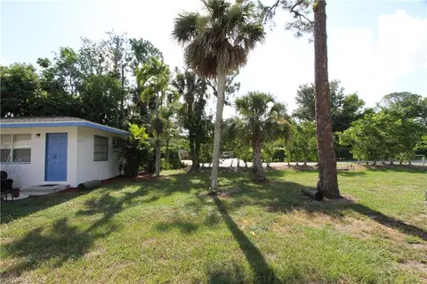3097 Coco Ave, Naples, FL 34112 photo 2