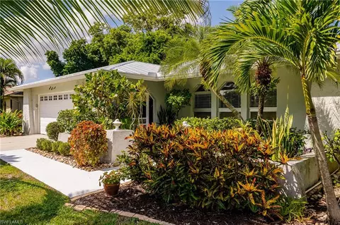 9809 Whitehall St, Naples, FL 34109 photo 3