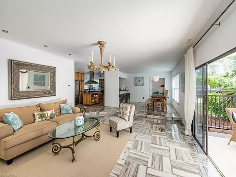 10254 Winterview Dr, Naples, FL 34109 photo 2