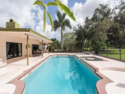 10254 Winterview Dr, Naples, FL 34109 photo 13