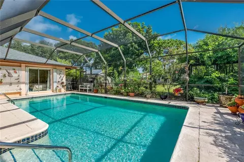 77 Center St, Naples, FL 34108 photo 13