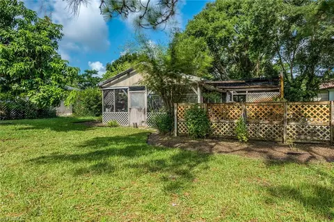 77 Center St, Naples, FL 34108 photo 9