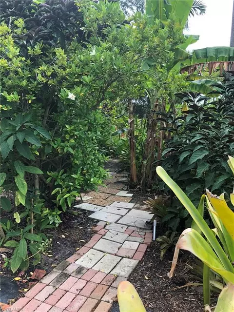 1124 Michigan Ave, Naples, FL 34103 photo 3