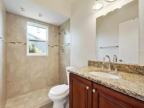 116 Madison Dr, Naples, FL 34110 photo 18