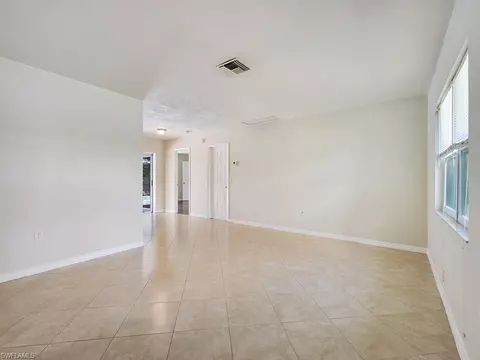 116 Madison Dr, Naples, FL 34110 photo 5
