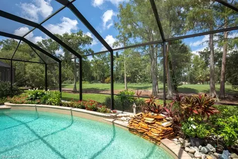 709 Courtside Dr, Naples, FL 34105 photo 8
