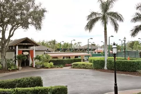 709 Courtside Dr, Naples, FL 34105 photo 17