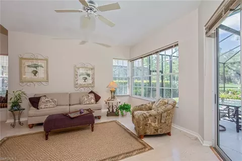 709 Courtside Dr, Naples, FL 34105 photo 6